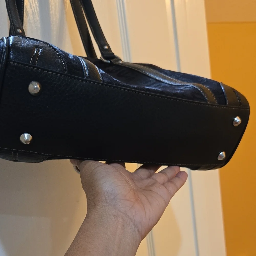Etienne Aigner Signature Black shoulder Purse Bag Tote